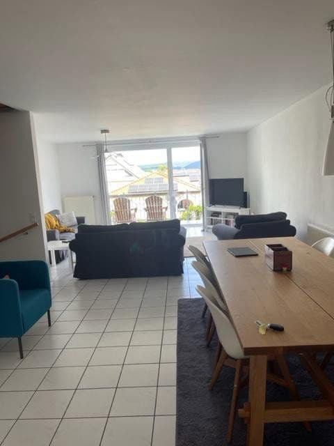 Prenájom domu 160 m², pozemek 350 m², Nelkenstraße 70a, Hochspeyer, Porýnie-Falcko Prenájom domu 160 m², pozemek 350 m², Nelkenstraße 70a, Hochspeyer, Porýnie-Falcko