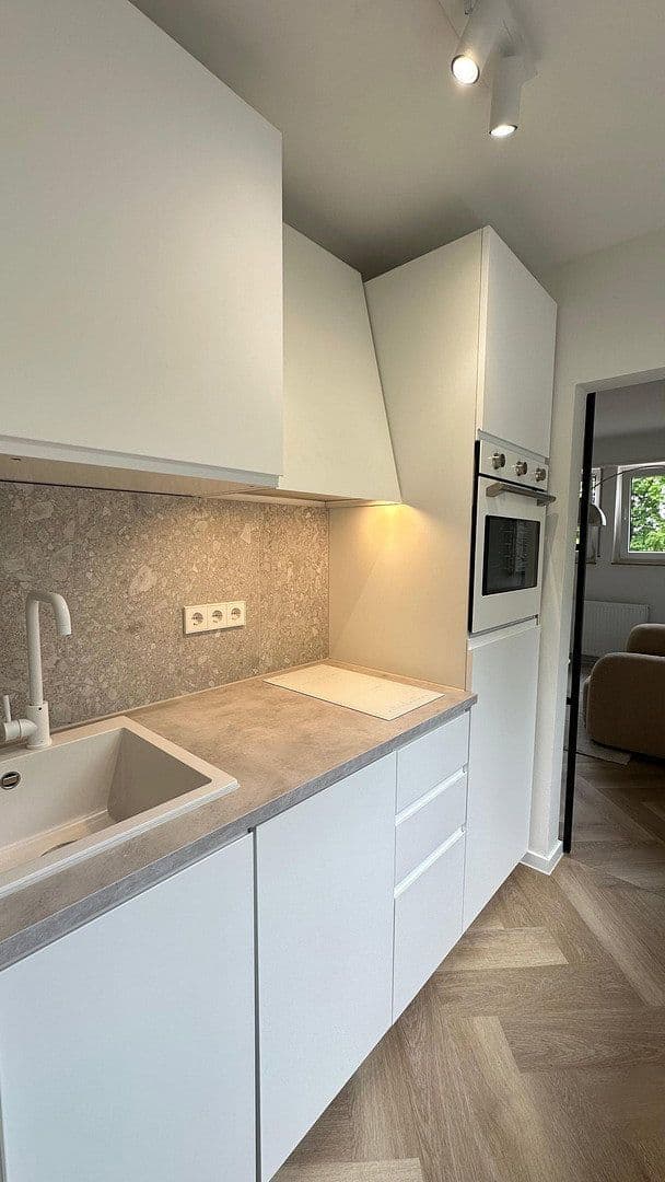 Predaj bytu 2-izbový 44 m², Stuttgart, Bádensko-Wurttembersko Predaj bytu 2-izbový 44 m², Stuttgart, Bádensko-Wurttembersko