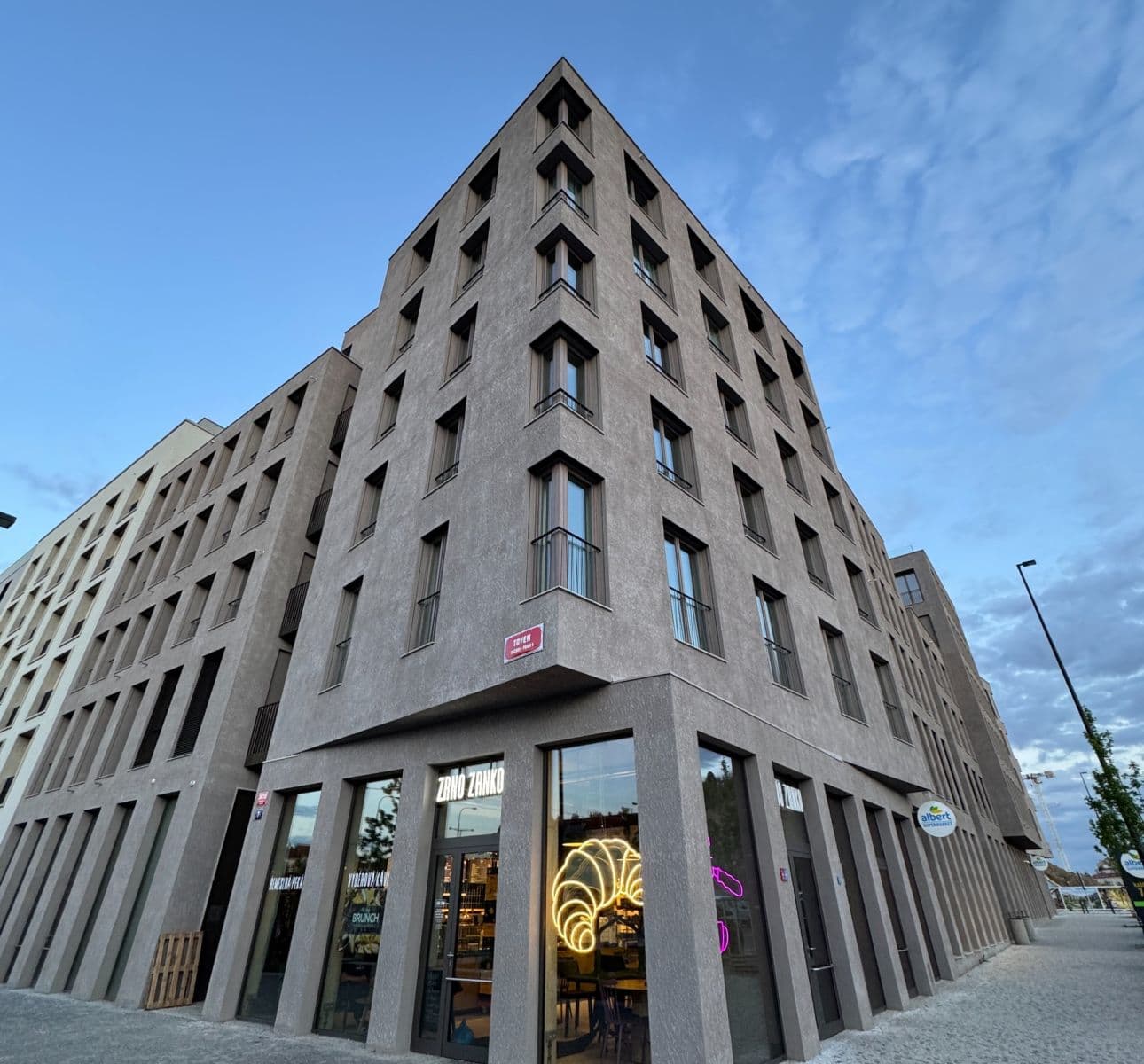 Predaj bytu 2-izbový 57 m², Toyen, Praha, Praha Predaj bytu 2-izbový 57 m², Toyen, Praha, Praha