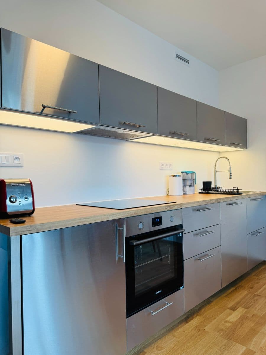 Predaj bytu 2-izbový 57 m², Toyen, Praha, Praha Predaj bytu 2-izbový 57 m², Toyen, Praha, Praha
