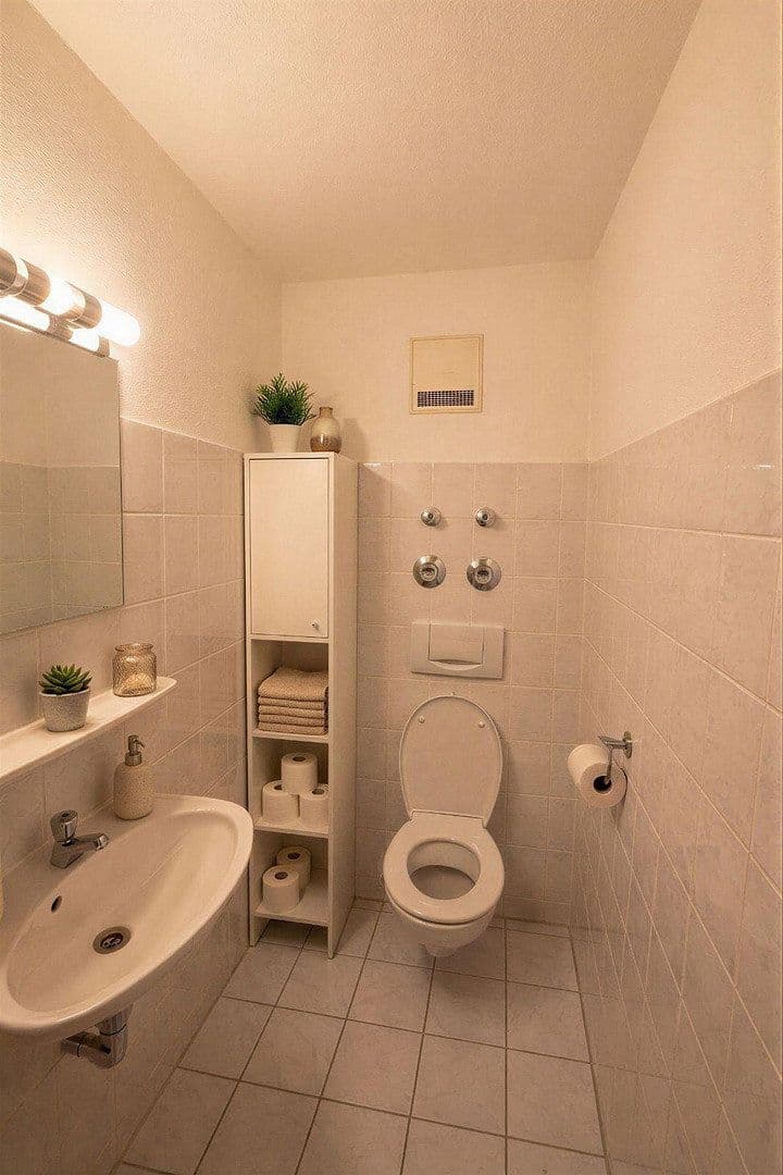 Predaj bytu 3-izbový 78 m², Stuttgart, Bádensko-Wurttembersko Predaj bytu 3-izbový 78 m², Stuttgart, Bádensko-Wurttembersko