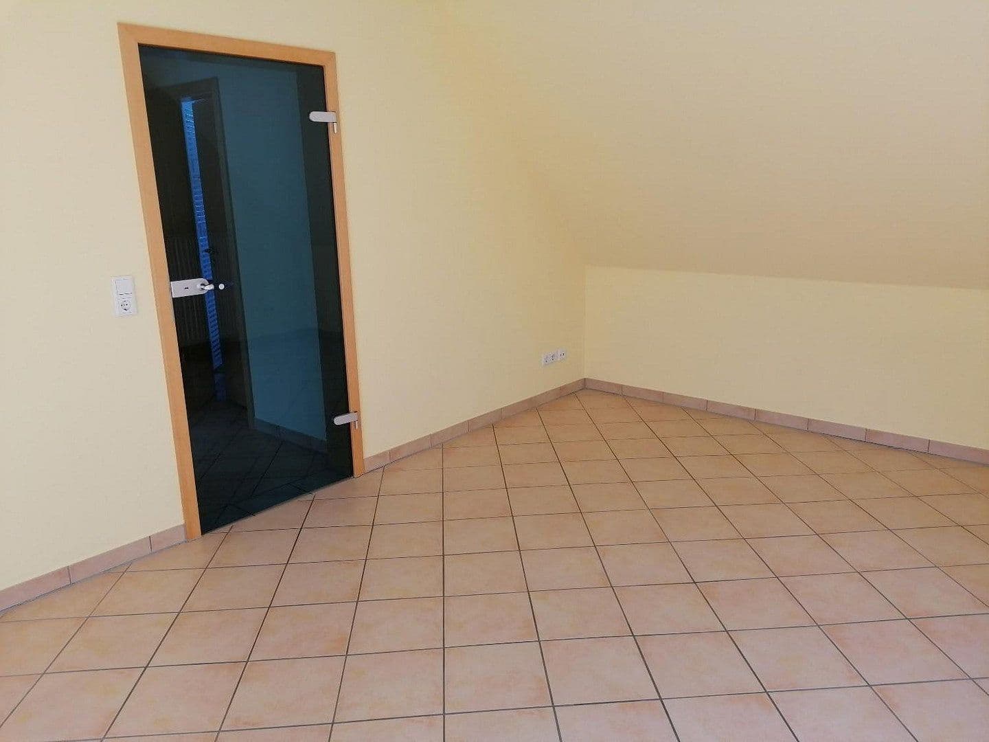 Prenájom bytu 2-izbový 48 m², Bad Kreuznach, Porýnie-Falcko Prenájom bytu 2-izbový 48 m², Bad Kreuznach, Porýnie-Falcko