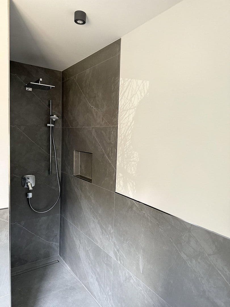 Predaj domu 205 m², pozemek 379 m², Gläsenerstr.11a, Paderborn, Severné Porýnie - Westfálsko Predaj domu 205 m², pozemek 379 m², Gläsenerstr.11a, Paderborn, Severné Porýnie - Westfálsko