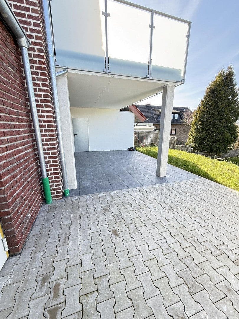 Predaj domu 205 m², pozemek 379 m², Gläsenerstr.11a, Paderborn, Severné Porýnie - Westfálsko Predaj domu 205 m², pozemek 379 m², Gläsenerstr.11a, Paderborn, Severné Porýnie - Westfálsko