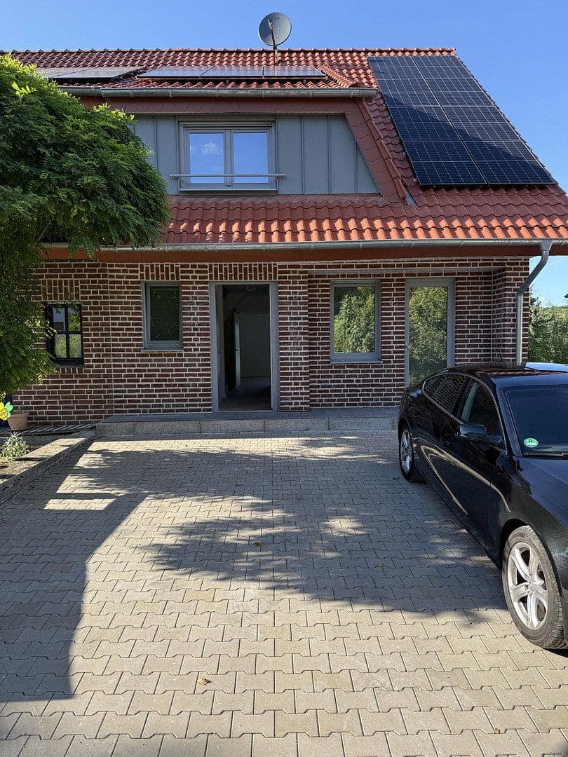 Predaj domu 205 m², pozemek 379 m², Gläsenerstr.11a, Paderborn, Severné Porýnie - Westfálsko Predaj domu 205 m², pozemek 379 m², Gläsenerstr.11a, Paderborn, Severné Porýnie - Westfálsko