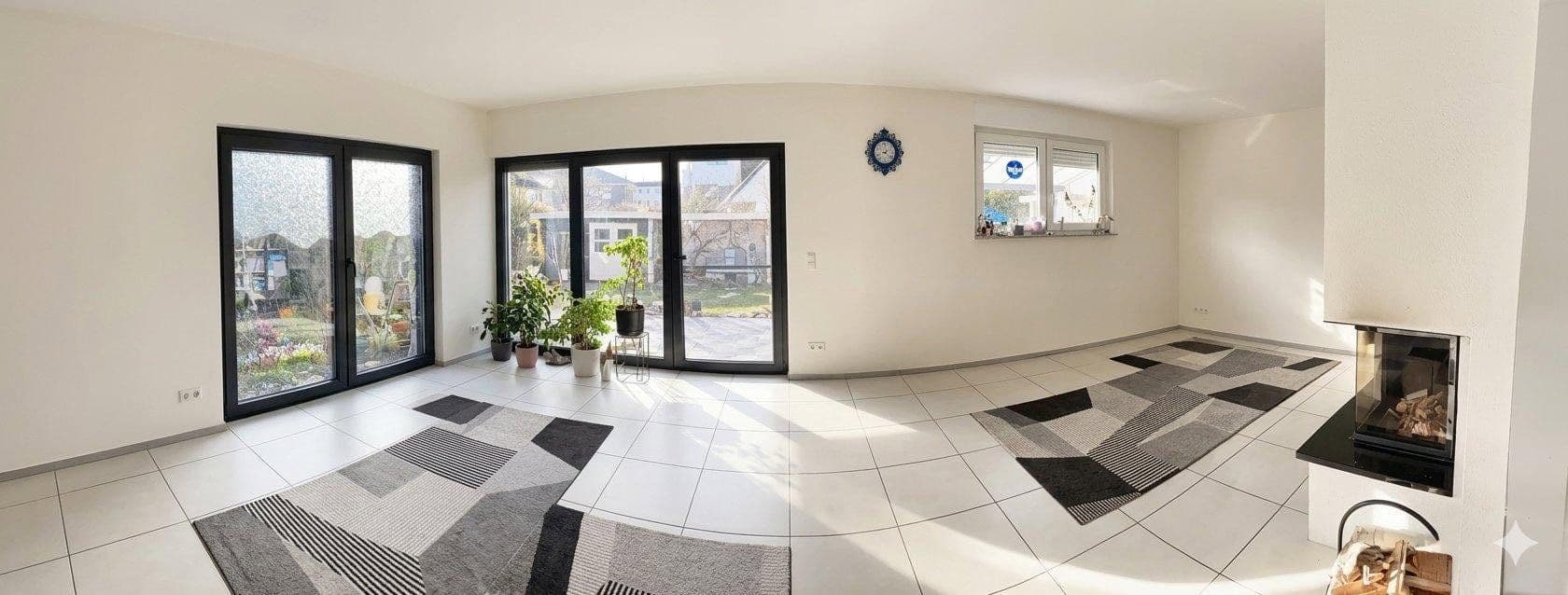 Predaj domu 145 m², pozemek 400 m², Rostock, Meklenbursko-Predpomoransko Predaj domu 145 m², pozemek 400 m², Rostock, Meklenbursko-Predpomoransko