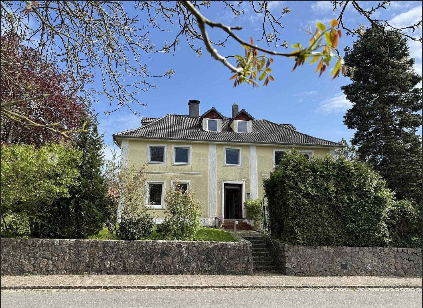 Predaj domu 275 m², pozemek 1.080 m², Osterby, Šlezvicko-Holštajnsko Predaj domu 275 m², pozemek 1.080 m², Osterby, Šlezvicko-Holštajnsko