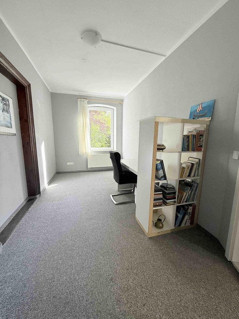 Predaj domu 275 m², pozemek 1.080 m², Osterby, Šlezvicko-Holštajnsko Predaj domu 275 m², pozemek 1.080 m², Osterby, Šlezvicko-Holštajnsko