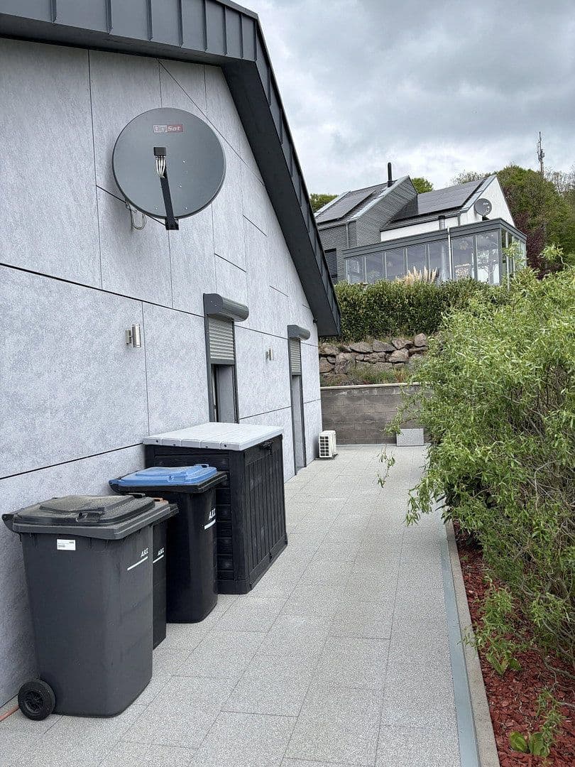 Predaj domu 170 m², pozemek 800 m², Oberbettingen, Porýnie-Falcko Predaj domu 170 m², pozemek 800 m², Oberbettingen, Porýnie-Falcko