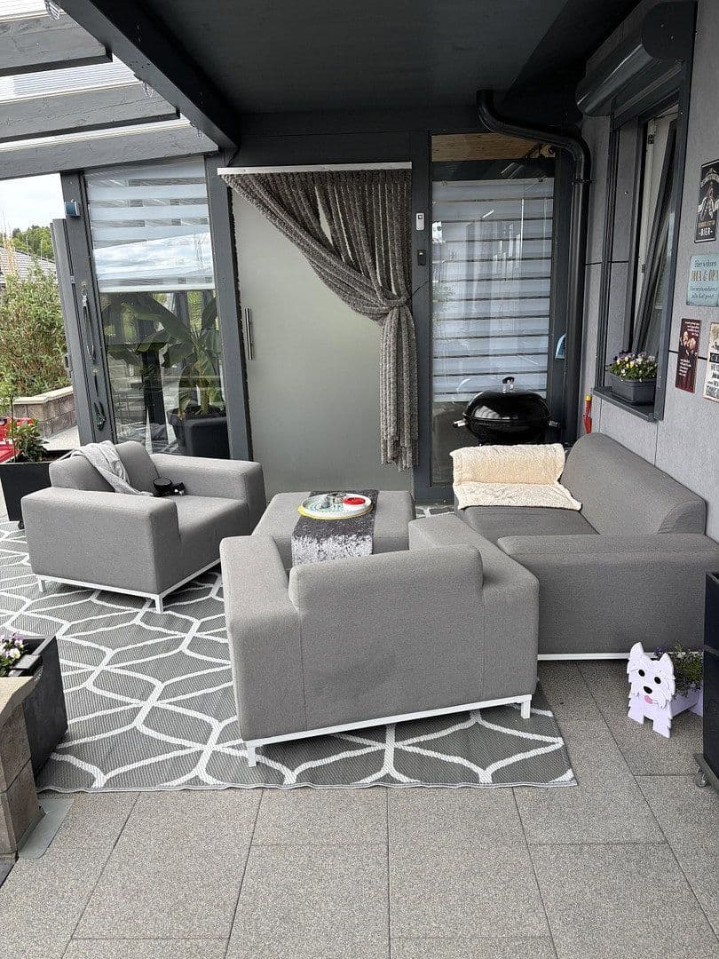 Predaj domu 170 m², pozemek 800 m², Oberbettingen, Porýnie-Falcko Predaj domu 170 m², pozemek 800 m², Oberbettingen, Porýnie-Falcko