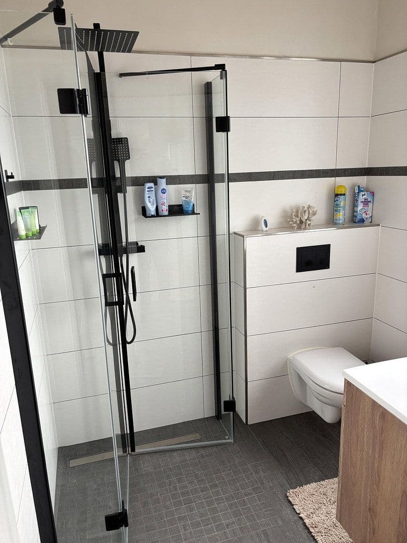 Predaj domu 170 m², pozemek 800 m², Oberbettingen, Porýnie-Falcko Predaj domu 170 m², pozemek 800 m², Oberbettingen, Porýnie-Falcko