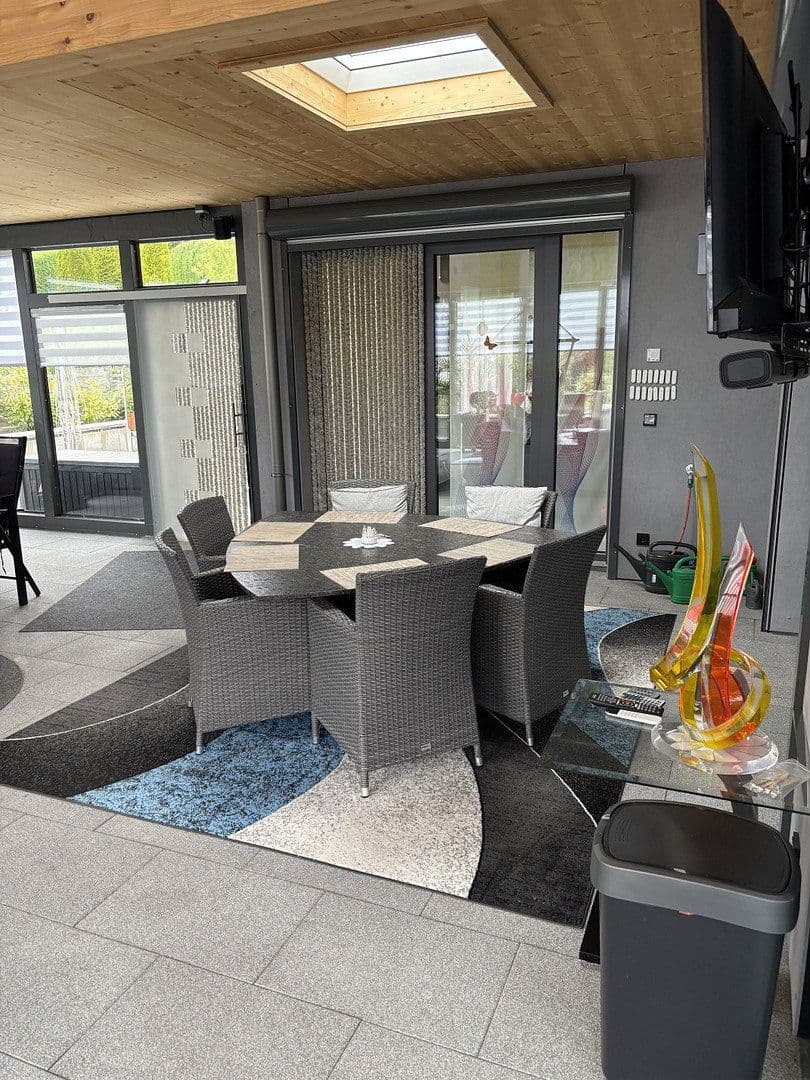 Predaj domu 170 m², pozemek 800 m², Oberbettingen, Porýnie-Falcko Predaj domu 170 m², pozemek 800 m², Oberbettingen, Porýnie-Falcko