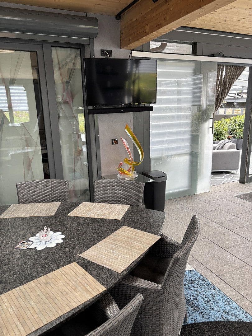 Predaj domu 170 m², pozemek 800 m², Oberbettingen, Porýnie-Falcko Predaj domu 170 m², pozemek 800 m², Oberbettingen, Porýnie-Falcko