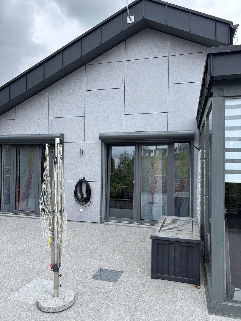 Predaj domu 170 m², pozemek 800 m², Oberbettingen, Porýnie-Falcko Predaj domu 170 m², pozemek 800 m², Oberbettingen, Porýnie-Falcko