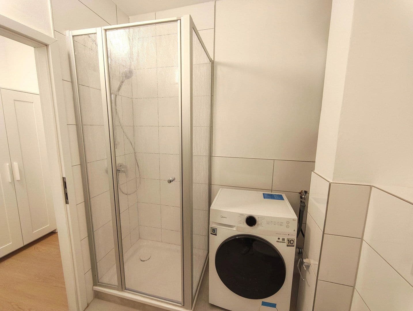 Prenájom bytu 1-izbový 29 m², Augustaanlage 42, Mannheim, Bádensko-Wurttembersko Prenájom bytu 1-izbový 29 m², Augustaanlage 42, Mannheim, Bádensko-Wurttembersko