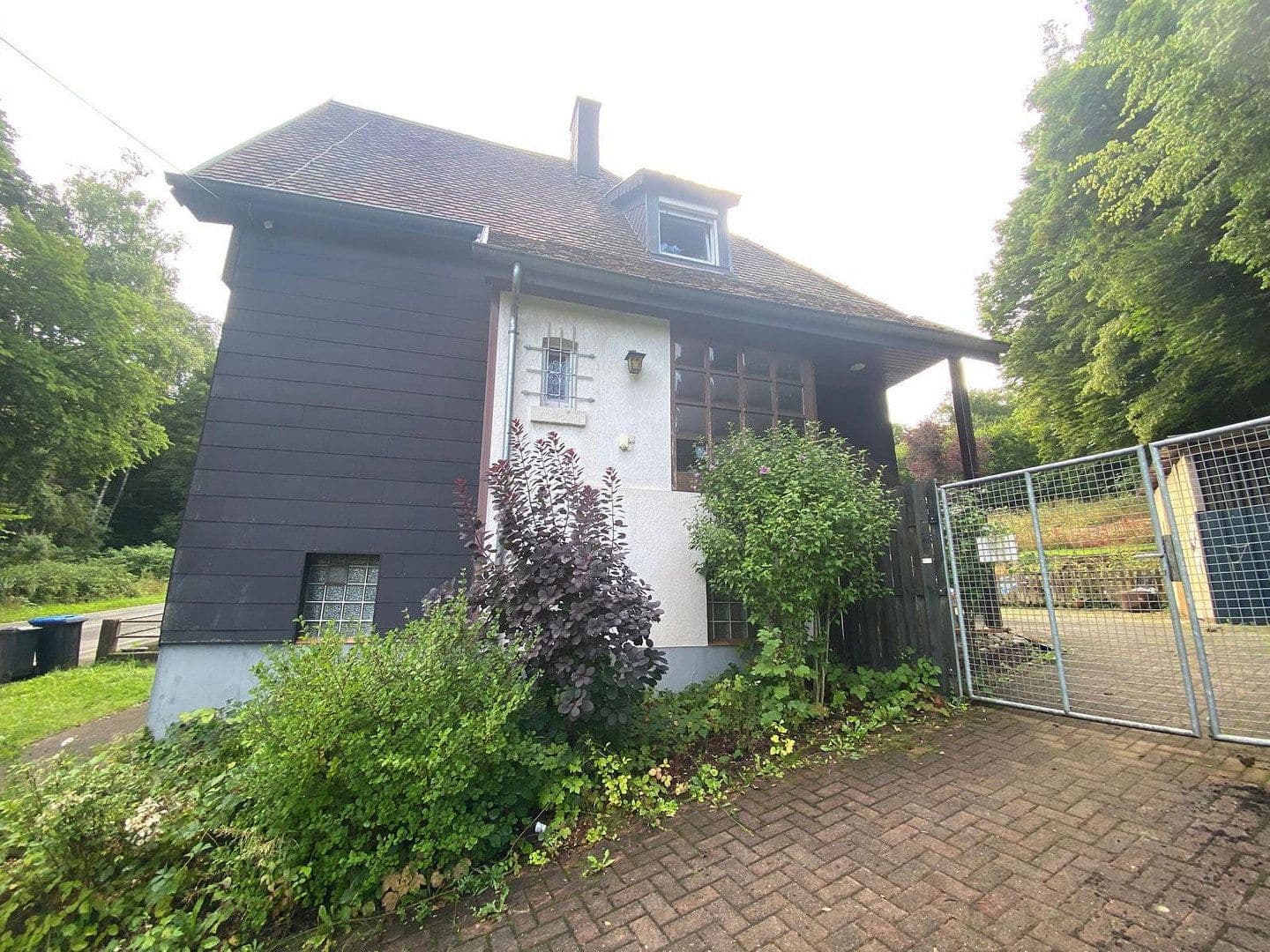 Predaj domu 126 m², pozemek 1.269 m², Neunkirchen, Sársko Predaj domu 126 m², pozemek 1.269 m², Neunkirchen, Sársko