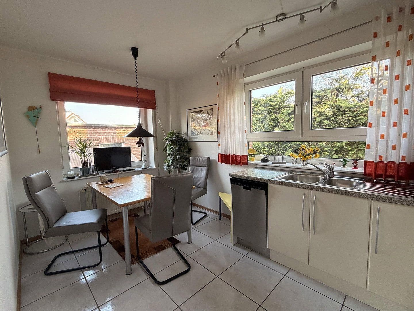 Predaj domu 152 m², pozemek 1.185 m², Pattensen, Dolné Sasko Predaj domu 152 m², pozemek 1.185 m², Pattensen, Dolné Sasko