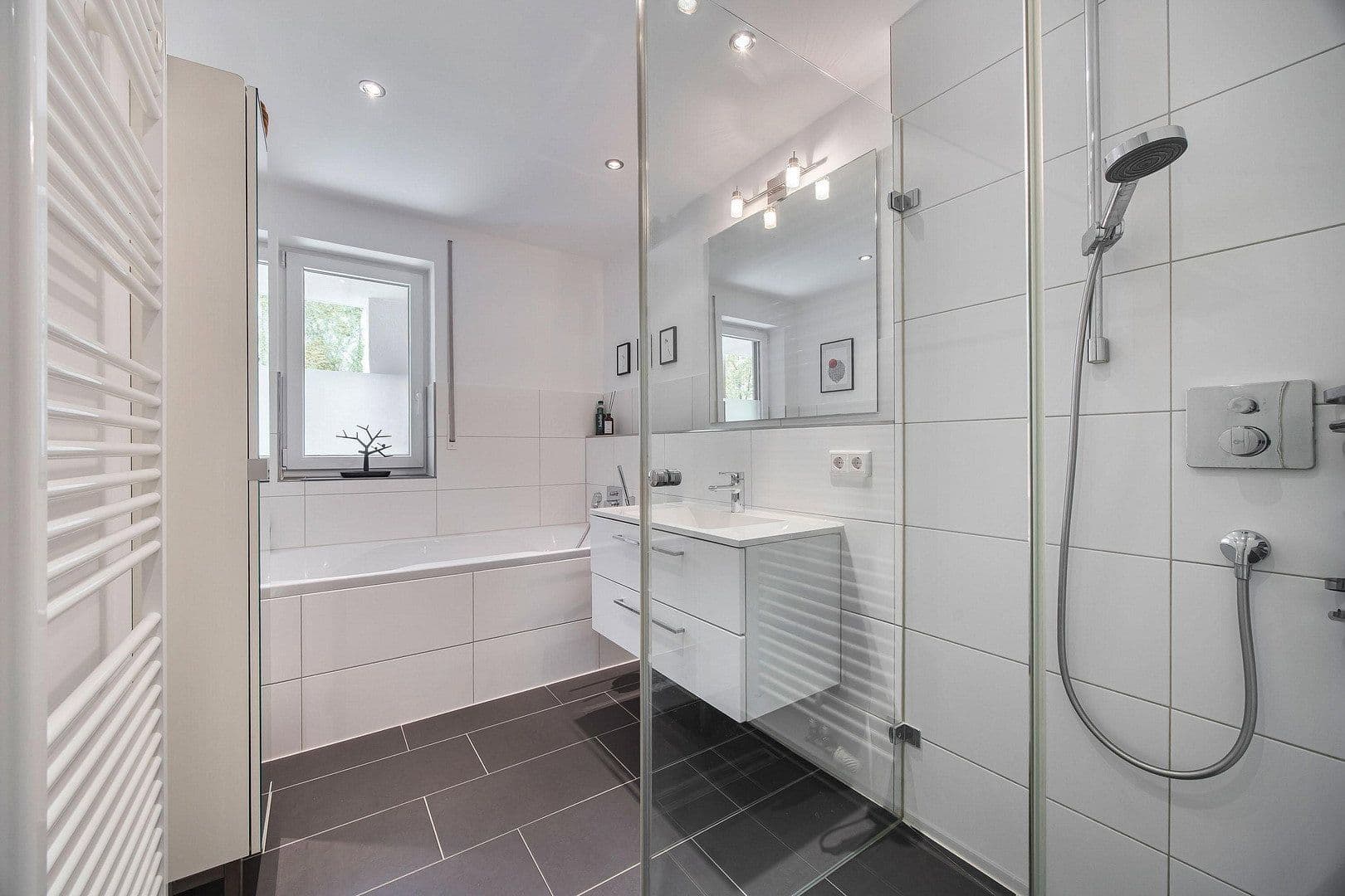 Predaj bytu 3-izbový 93 m², Nürnberg, Bavorsko Predaj bytu 3-izbový 93 m², Nürnberg, Bavorsko