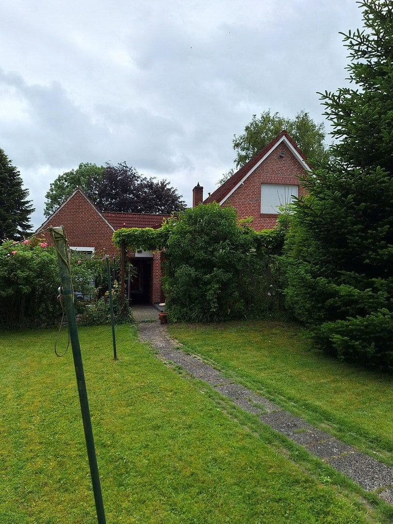 Predaj domu 220 m², pozemek 1.105 m², Rhauderfehn, Dolné Sasko Predaj domu 220 m², pozemek 1.105 m², Rhauderfehn, Dolné Sasko