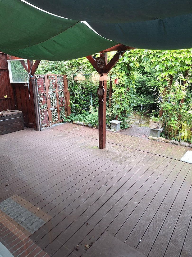Predaj domu 220 m², pozemek 1.105 m², Rhauderfehn, Dolné Sasko Predaj domu 220 m², pozemek 1.105 m², Rhauderfehn, Dolné Sasko