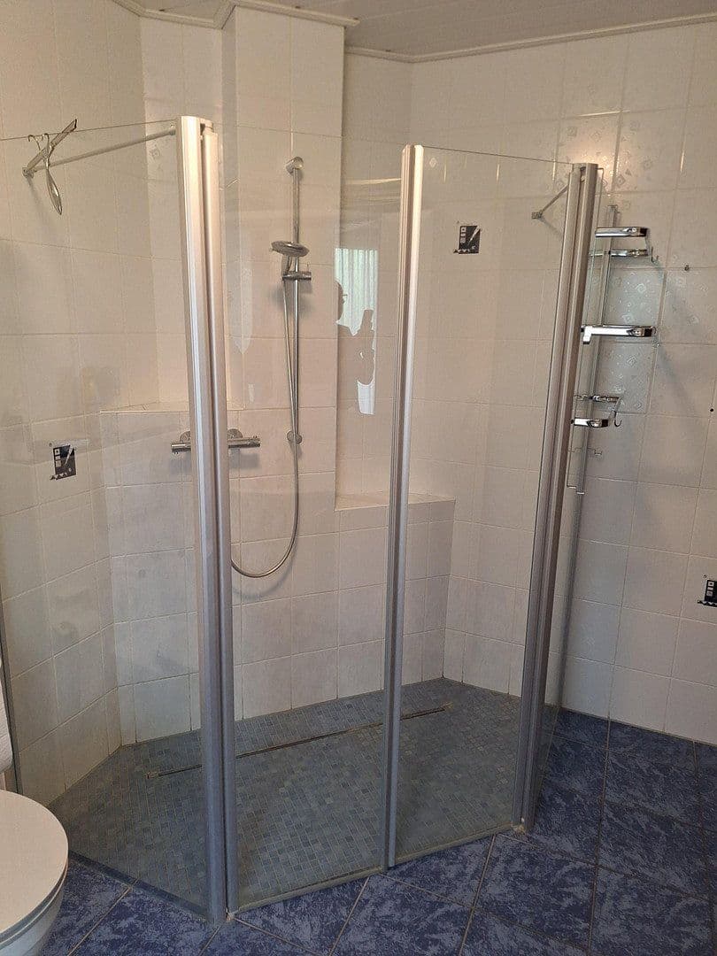 Predaj domu 220 m², pozemek 1.105 m², Rhauderfehn, Dolné Sasko Predaj domu 220 m², pozemek 1.105 m², Rhauderfehn, Dolné Sasko