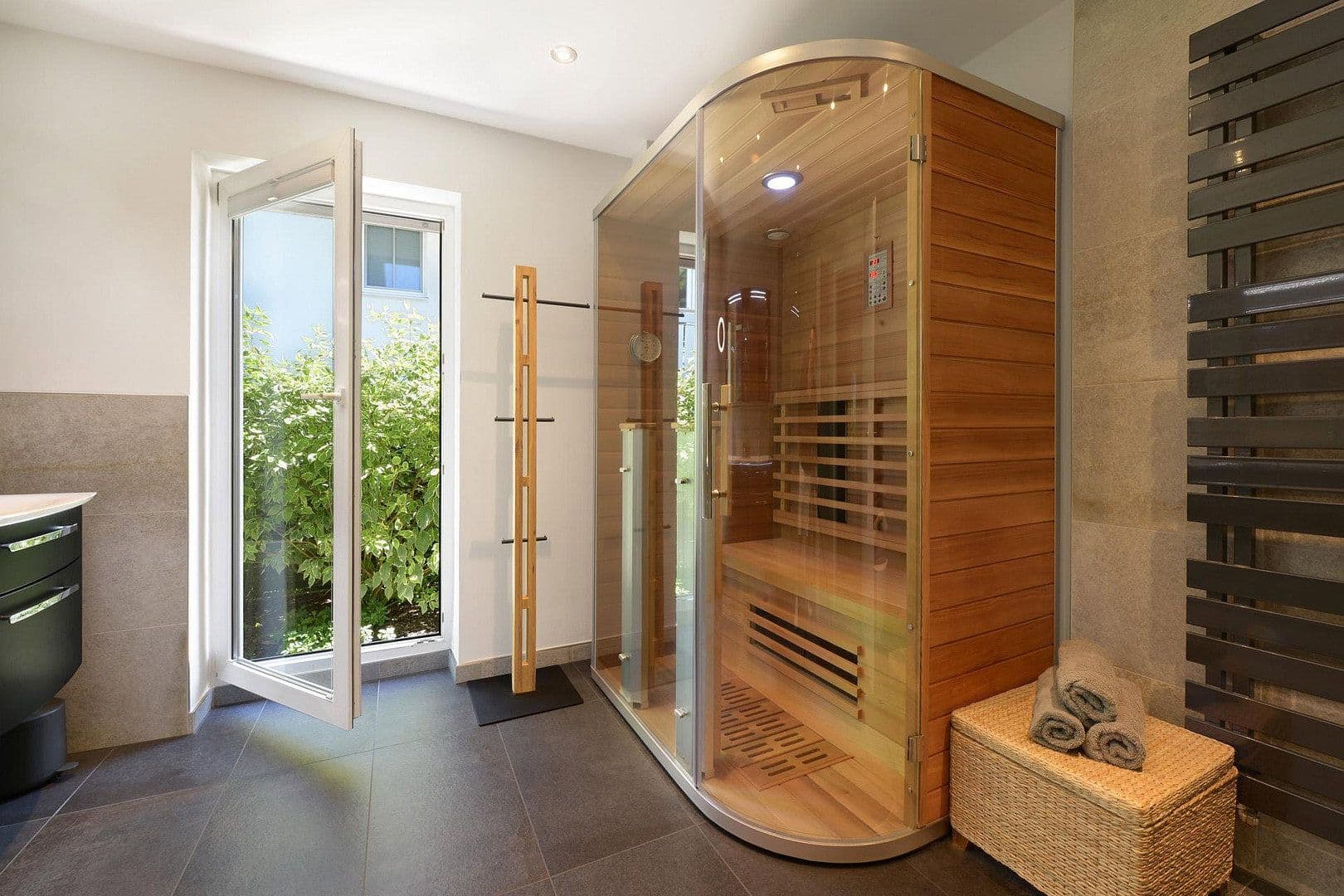 Predaj bytu 4-izbový 230 m², München, Bavorsko Predaj bytu 4-izbový 230 m², München, Bavorsko
