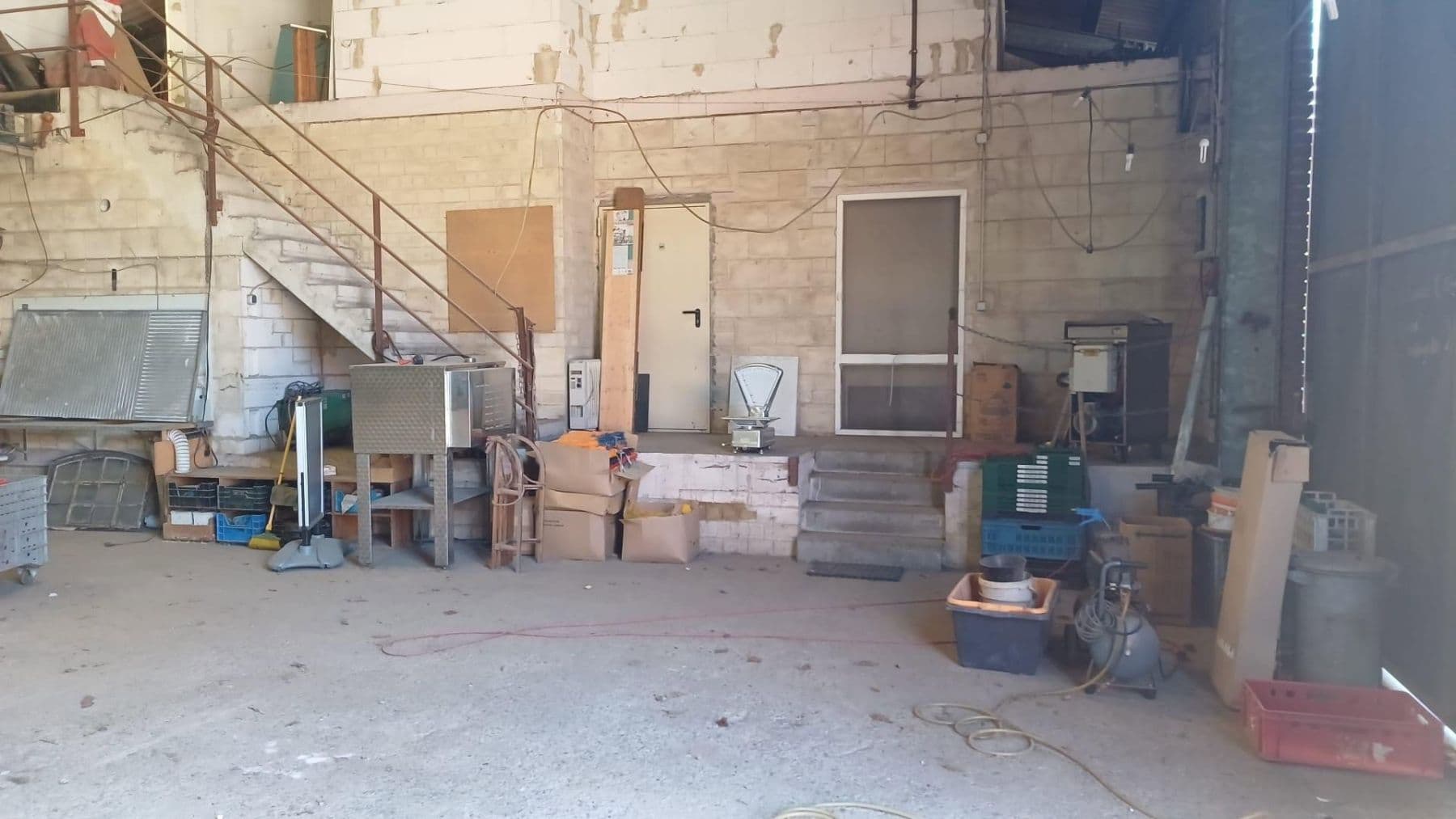 Prenájom nebytového priestoru 196 m², Garbsen, Dolné Sasko Prenájom nebytového priestoru 196 m², Garbsen, Dolné Sasko