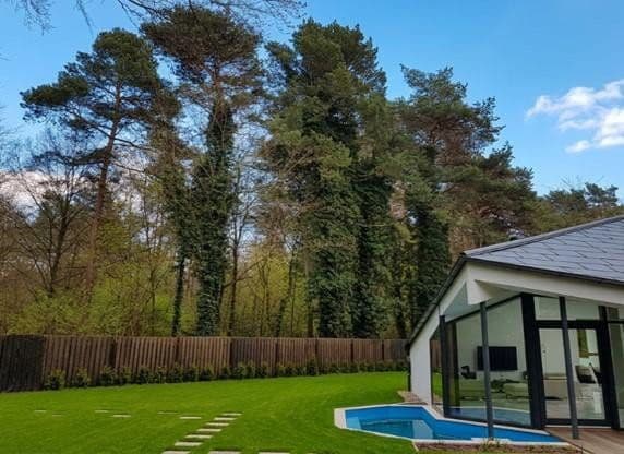 Predaj domu 375 m², pozemek 1.050 m², Brennenhorst 17, Langenhagen, Dolné Sasko Predaj domu 375 m², pozemek 1.050 m², Brennenhorst 17, Langenhagen, Dolné Sasko