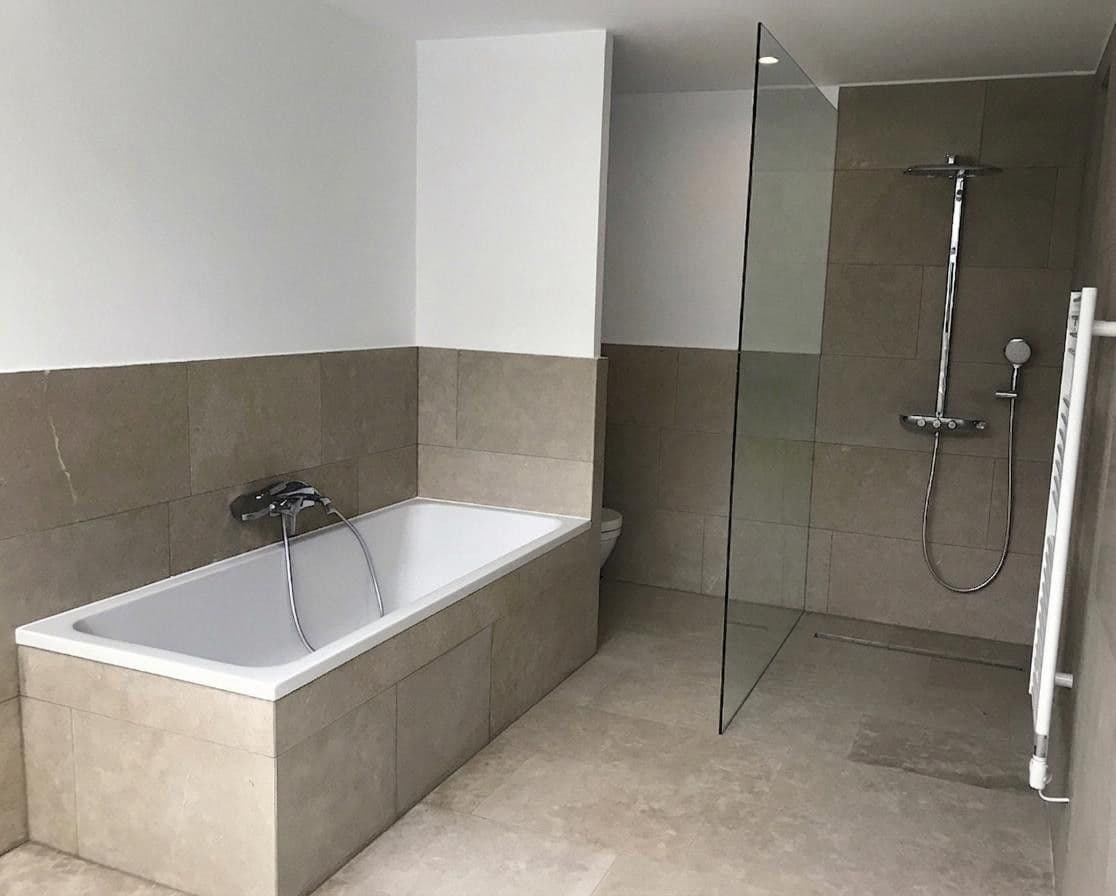 Predaj domu 375 m², pozemek 1.050 m², Brennenhorst 17, Langenhagen, Dolné Sasko Predaj domu 375 m², pozemek 1.050 m², Brennenhorst 17, Langenhagen, Dolné Sasko