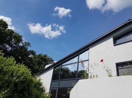 Predaj domu 375 m², pozemek 1.050 m², Brennenhorst 17, Langenhagen, Dolné Sasko Predaj domu 375 m², pozemek 1.050 m², Brennenhorst 17, Langenhagen, Dolné Sasko