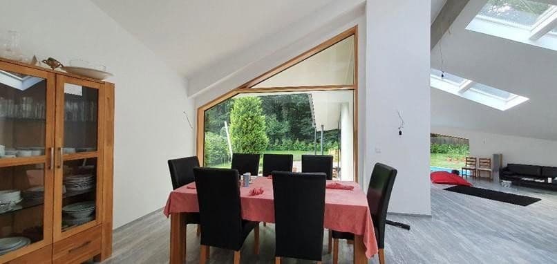 Predaj domu 375 m², pozemek 1.050 m², Brennenhorst 17, Langenhagen, Dolné Sasko Predaj domu 375 m², pozemek 1.050 m², Brennenhorst 17, Langenhagen, Dolné Sasko