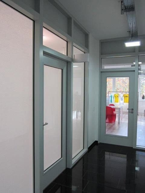 Prenájom kancelárie 30.000 m², Mahdentalstraße 108-114, Sindelfingen, Bádensko-Wurttembersko Prenájom kancelárie 30.000 m², Mahdentalstraße 108-114, Sindelfingen, Bádensko-Wurttembersko