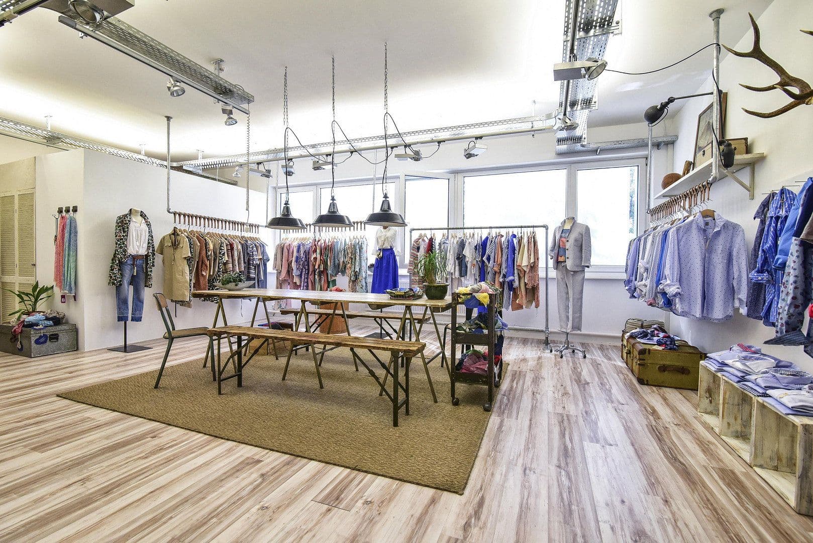 Prenájom kancelárie 30.000 m², Mahdentalstraße 108-114, Sindelfingen, Bádensko-Wurttembersko Prenájom kancelárie 30.000 m², Mahdentalstraße 108-114, Sindelfingen, Bádensko-Wurttembersko