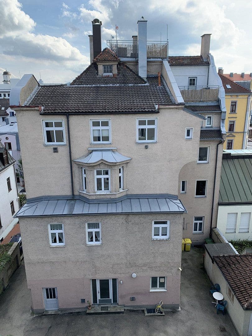 Prenájom bytu 3-izbový 75 m², kurze Wertachstr. 1 1/2, Augsburg, Bavorsko Prenájom bytu 3-izbový 75 m², kurze Wertachstr. 1 1/2, Augsburg, Bavorsko