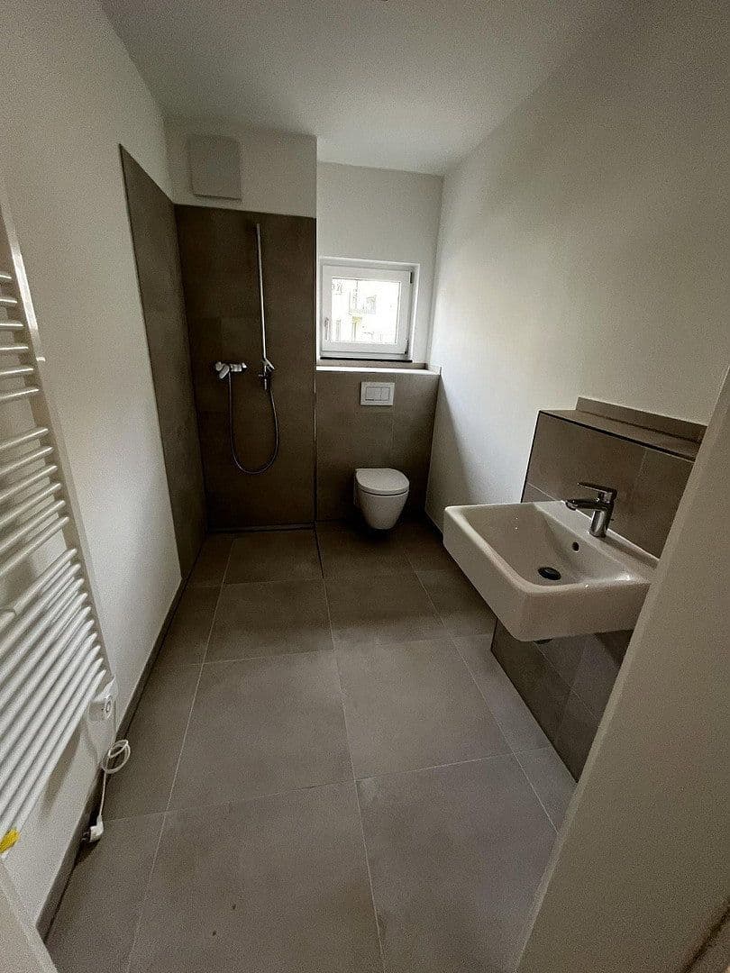 Prenájom bytu 4-izbový 118 m², Alte Str. 12, Frechen, Severné Porýnie - Westfálsko Prenájom bytu 4-izbový 118 m², Alte Str. 12, Frechen, Severné Porýnie - Westfálsko