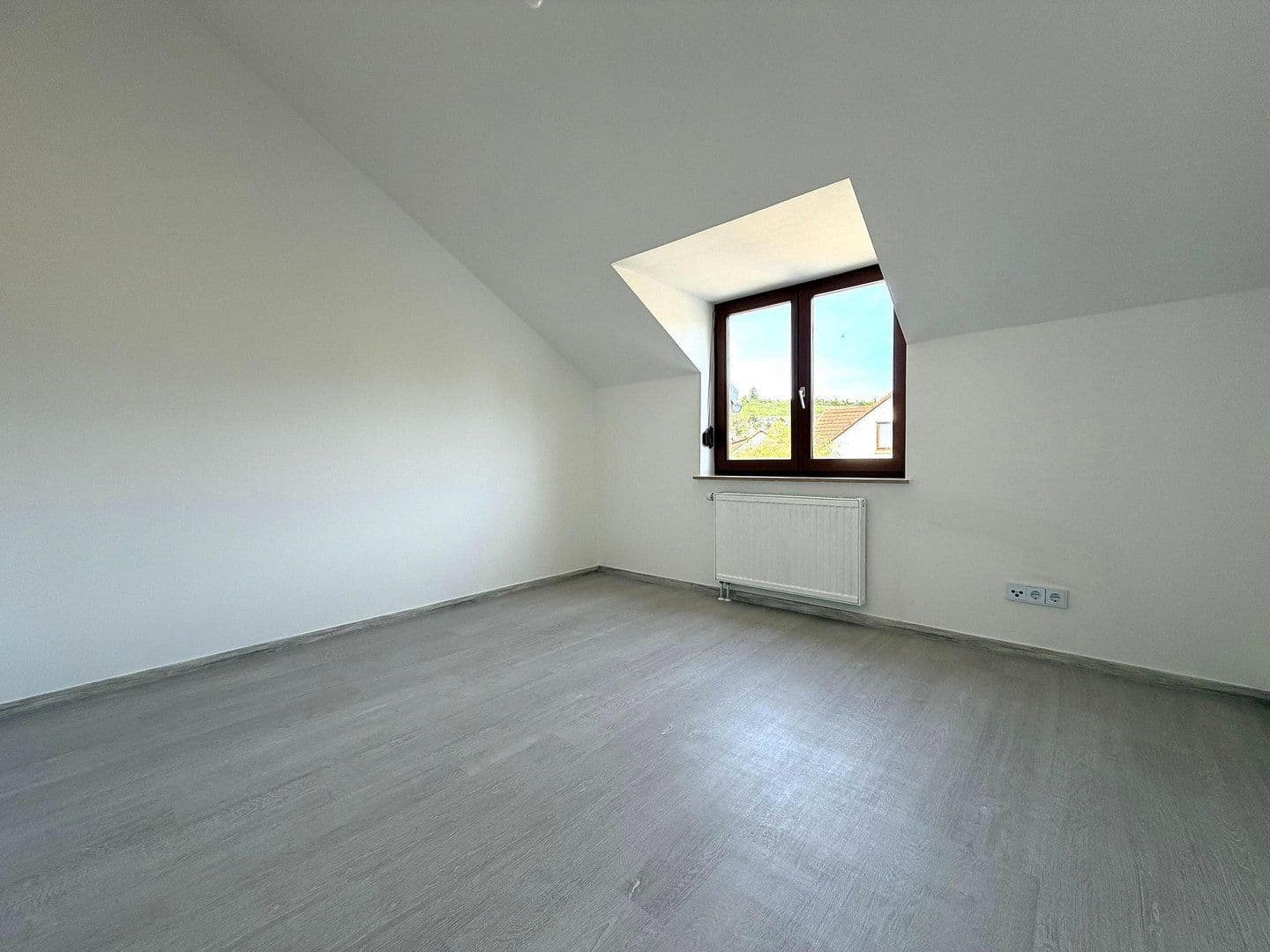 Predaj domu 128 m², pozemek 294 m², Richardisweg 26, Kenzingen, Bádensko-Wurttembersko Predaj domu 128 m², pozemek 294 m², Richardisweg 26, Kenzingen, Bádensko-Wurttembersko