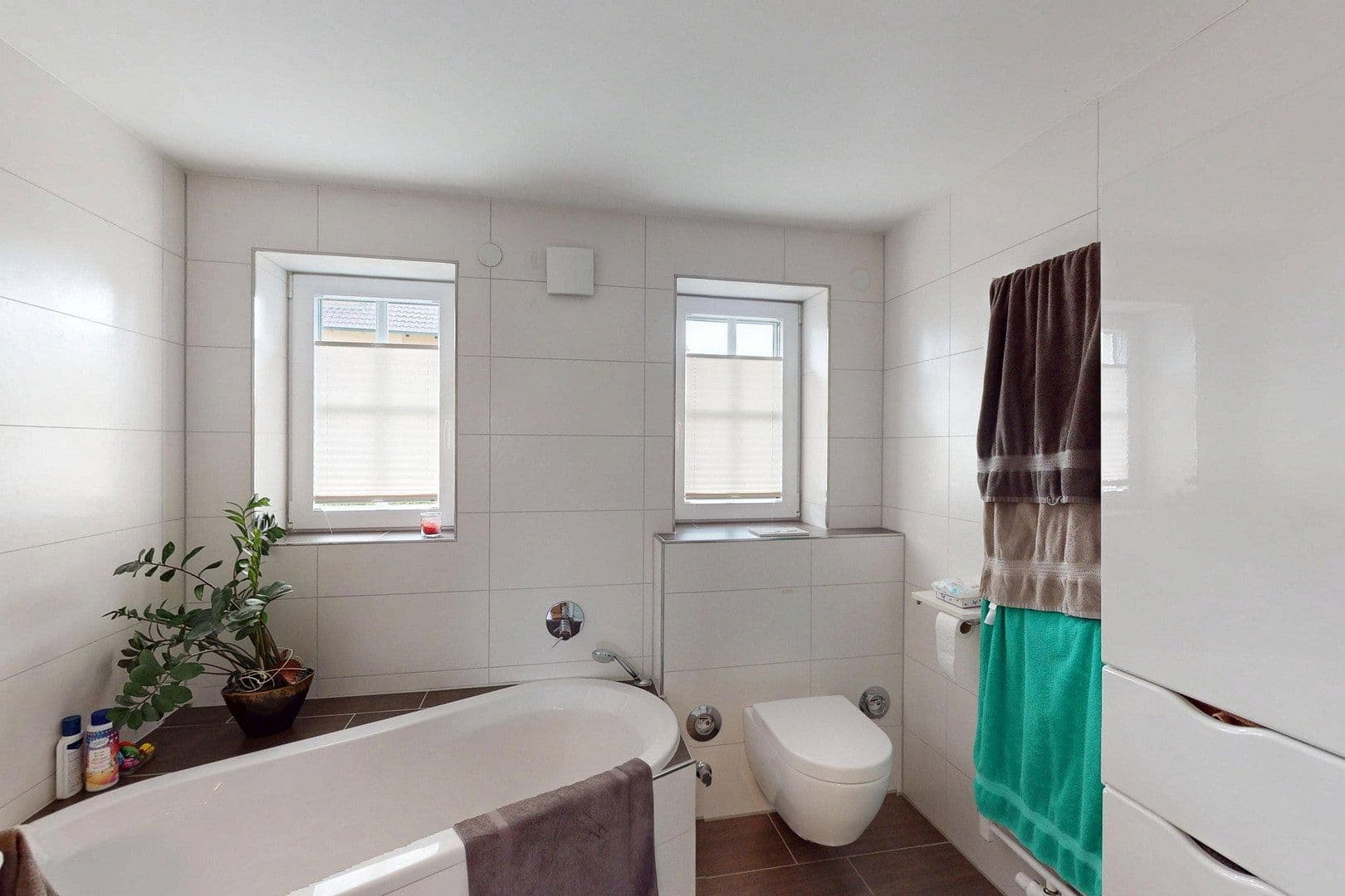 Predaj domu 160 m², pozemek 1.090 m², Schwarzenfeld, Bavorsko Predaj domu 160 m², pozemek 1.090 m², Schwarzenfeld, Bavorsko