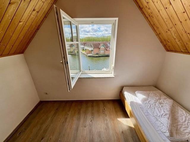Predaj domu 83 m², pozemek 115 m², Rheinsberg, Brandenbursko Predaj domu 83 m², pozemek 115 m², Rheinsberg, Brandenbursko