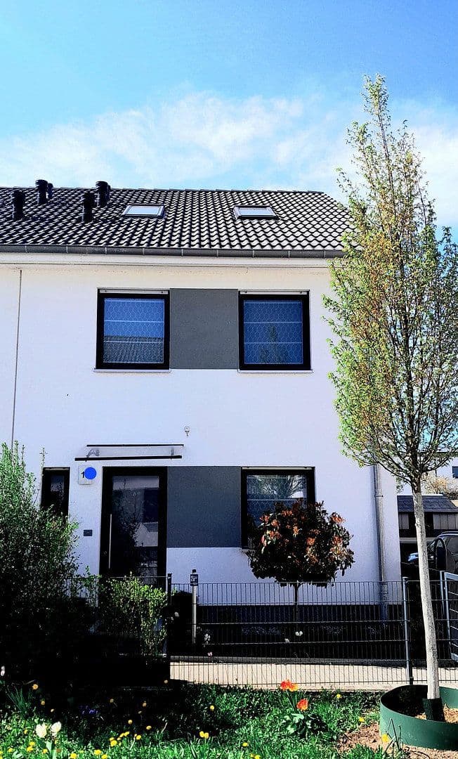 Predaj domu 135 m², pozemek 330 m², Schulzendorf, Brandenbursko Predaj domu 135 m², pozemek 330 m², Schulzendorf, Brandenbursko