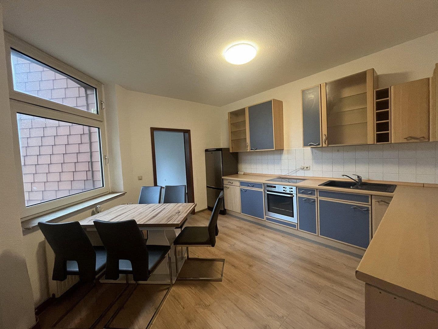 Prenájom bytu 2-izbový 65 m², Dortmund, Severné Porýnie - Westfálsko Prenájom bytu 2-izbový 65 m², Dortmund, Severné Porýnie - Westfálsko