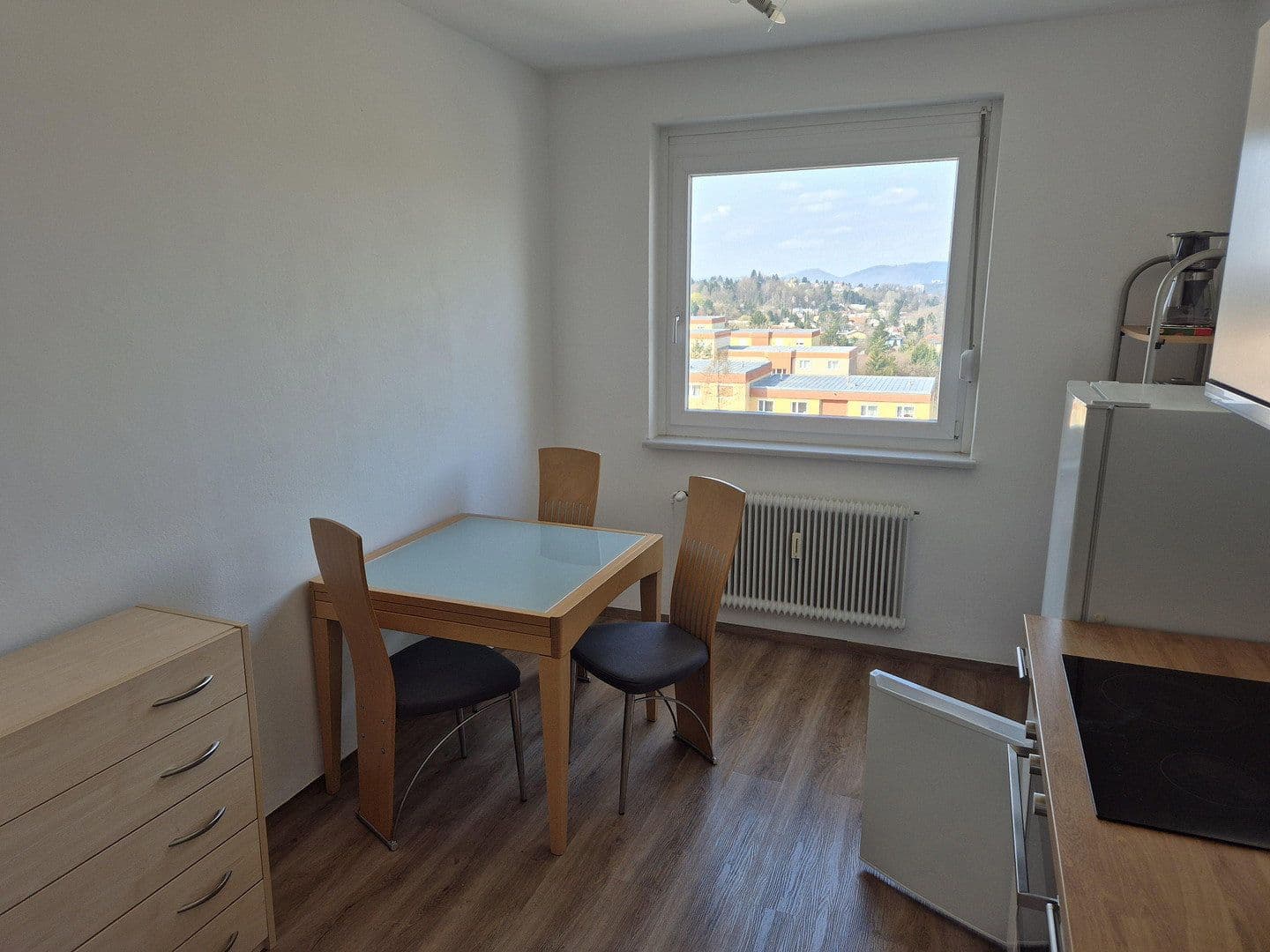 Prenájom bytu 2-izbový 45 m², Graz, Štajersko Prenájom bytu 2-izbový 45 m², Graz, Štajersko