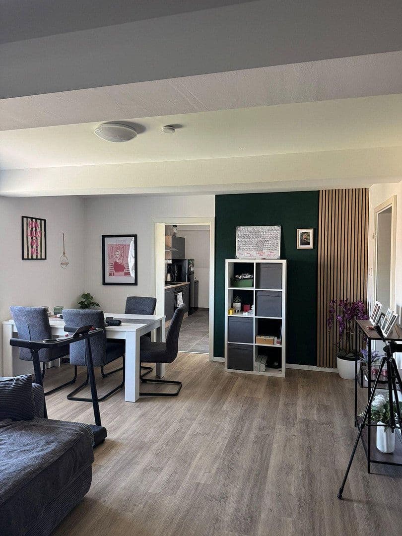 Prenájom bytu 2-izbový 80 m², Bismarckstr. 5, Grünberg, Hesensko Prenájom bytu 2-izbový 80 m², Bismarckstr. 5, Grünberg, Hesensko