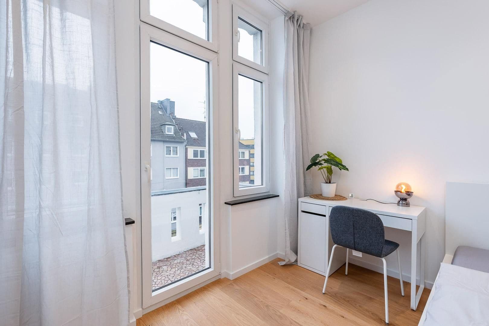 Prenájom bytu 1-izbový 20 m², Düsseldorf, Severné Porýnie - Westfálsko Prenájom bytu 1-izbový 20 m², Düsseldorf, Severné Porýnie - Westfálsko