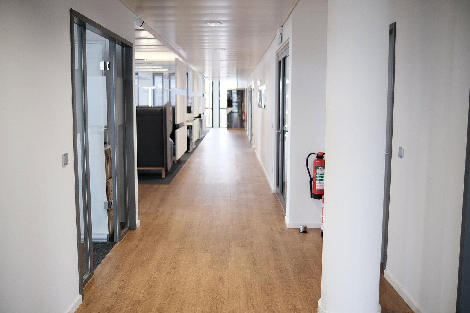 Prenájom kancelárie 259 m², Erika-Mann-Str. 53, München, Bavorsko Prenájom kancelárie 259 m², Erika-Mann-Str. 53, München, Bavorsko