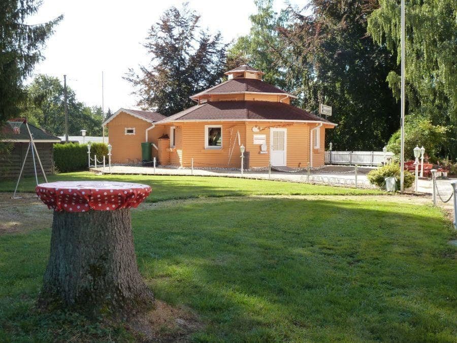 Predaj domu 672 m², pozemek 3.000 m², Pottum, Porýnie-Falcko Predaj domu 672 m², pozemek 3.000 m², Pottum, Porýnie-Falcko