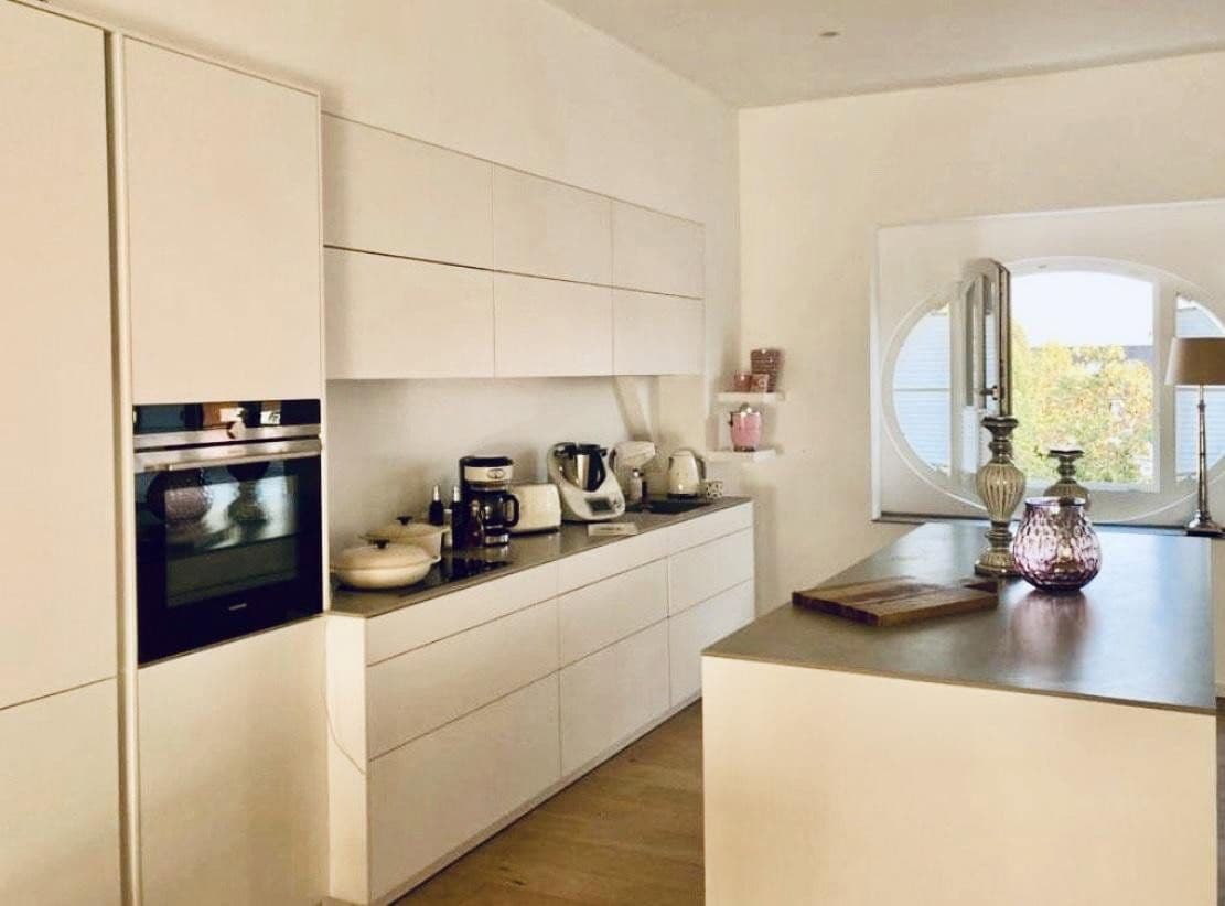 Prenájom bytu 3-izbový 171 m², Ravensbergerstr 12b, Bielefeld, Severné Porýnie - Westfálsko Prenájom bytu 3-izbový 171 m², Ravensbergerstr 12b, Bielefeld, Severné Porýnie - Westfálsko