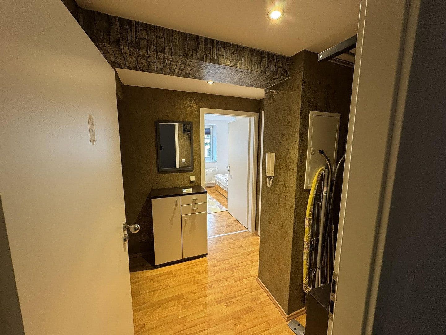 Prenájom bytu 2-izbový 42 m², Anger 18, Bad Frankenhausen/Kyffhäuser, Durínsko Prenájom bytu 2-izbový 42 m², Anger 18, Bad Frankenhausen/Kyffhäuser, Durínsko
