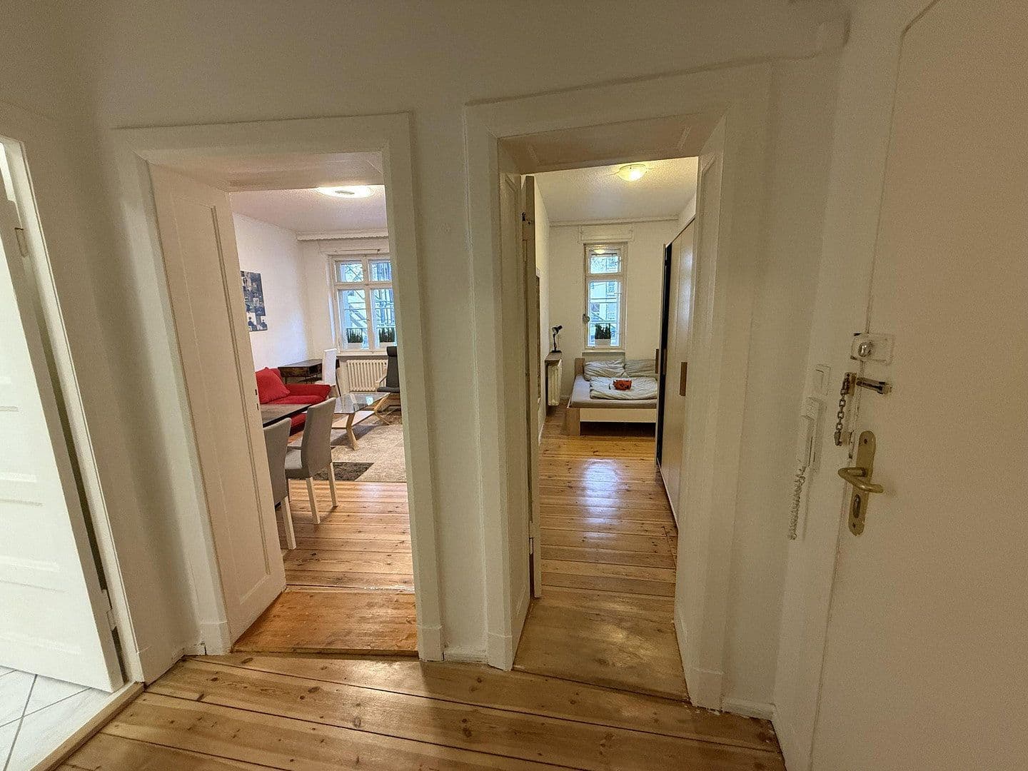 Prenájom bytu 2-izbový 58 m², Reichsstrasse 66, Berlin, Berlín Prenájom bytu 2-izbový 58 m², Reichsstrasse 66, Berlin, Berlín