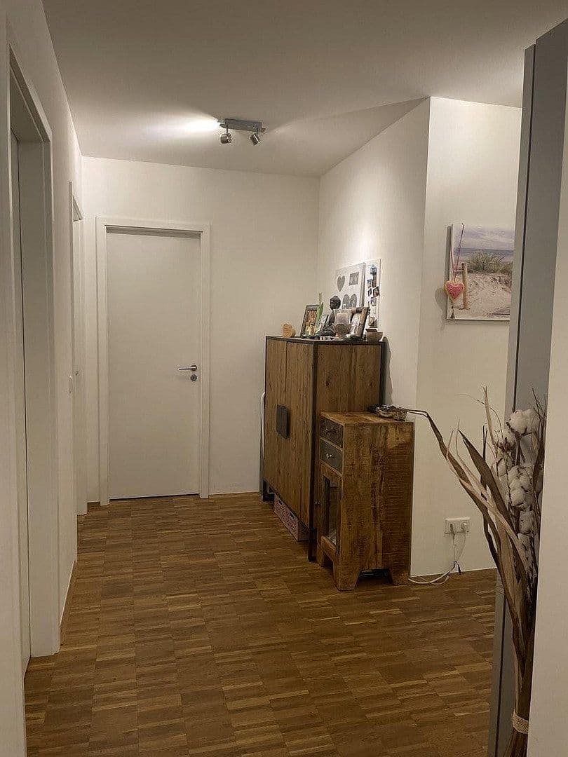 Prenájom bytu 4-izbový 105 m², Im Galluspark 7, Frankfurt, Hesensko Prenájom bytu 4-izbový 105 m², Im Galluspark 7, Frankfurt, Hesensko