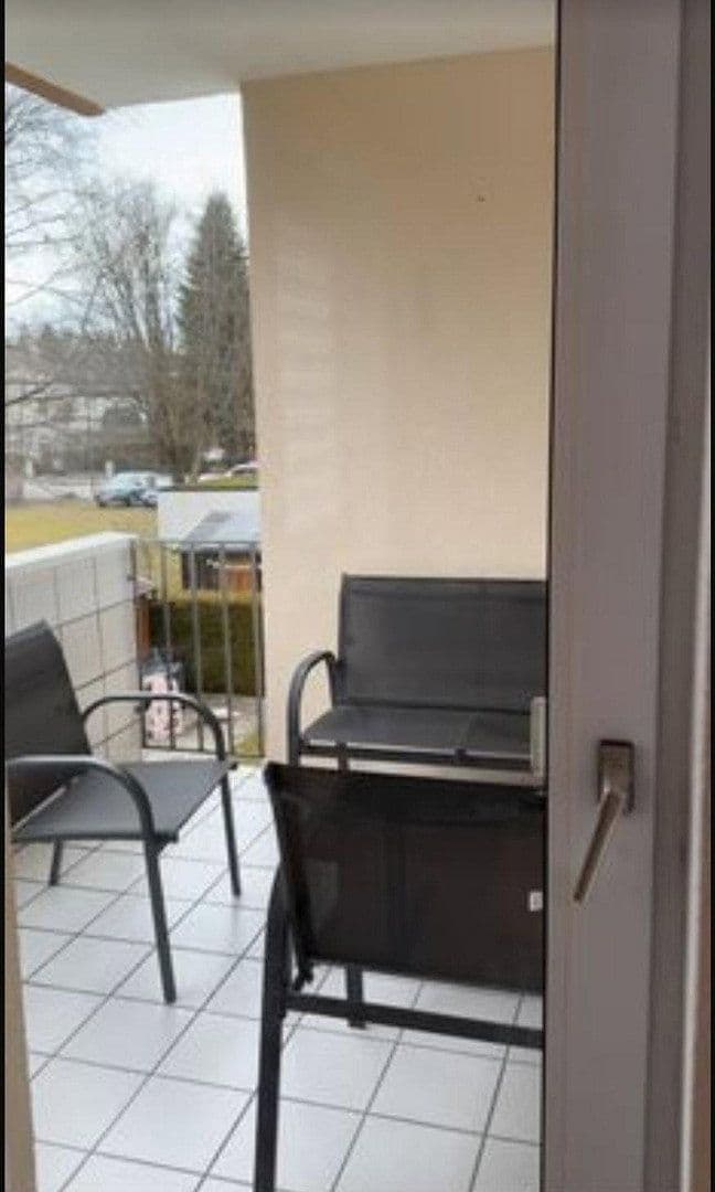 Prenájom bytu 3-izbový 80 m², Putzbrunner Straße 124a, Ottobrunn, Bavorsko Prenájom bytu 3-izbový 80 m², Putzbrunner Straße 124a, Ottobrunn, Bavorsko